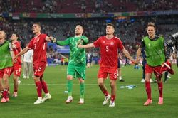 Tin nóng thể thao sáng 26/6: UEFA phải dùng đến tiêu chí này để xếp hạng bảng đấu chán nhất EURO, sao Brazil lập kì tích ở V-League