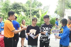 Thành phố ra quân chương trình 'Tiếp sức mùa thi' năm 2024