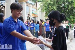 Đà Nẵng: Hơn 1.700 tình nguyện viên tiếp sức mùa thi