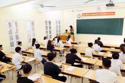Thi Tốt nghiệp THPT: 10 thí sinh vi phạm quy chế trong ngày thi đầu tiên