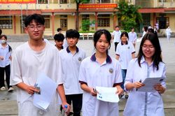 Thi tốt nghiệp THPT 2024: Bài thơ ''Đất nước'' của Nguyễn Khoa Điềm vào đề thi môn Ngữ văn