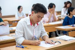 Đề thi và gợi ý đáp án môn Hóa học thi tốt nghiệp THPT 2024
