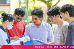 Thí sinh Hà Tĩnh hoàn thành bài thi tổ hợp Khoa học tự nhiên và Khoa học xã hội