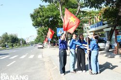 Tuổi trẻ thành phố ra quân xây dựng đô thị 'sáng - xanh - sạch - đẹp - văn minh - an toàn'