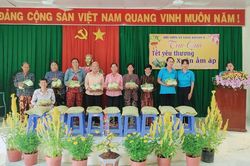 Phụ nữ Đất Sen hồng đoàn kết, nghĩa tình, năng động, sáng tạo