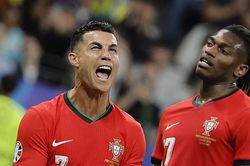 Ronaldo bị chế giễu vì cú sút phạt thảm họa ở trận đấu với Slovenia