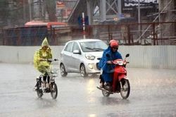 Thời tiết hôm nay 3/7: Bắc Bộ, Nam Bộ mưa rào đến mưa to, Trung Bộ nắng nóng