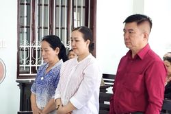 Giám đốc Bệnh viện đa khoa tỉnh Vĩnh Long cùng 2 thuộc cấp lĩnh án