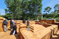 Tu sửa mộ cổ theo phương pháp truyền thống