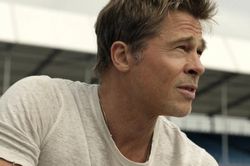 Bom tấn mới 'F1' của Brad Pitt tung trailer ngộp thở