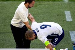 Đội tuyển Anh: Harry Kane là CR7 của Tam sư?