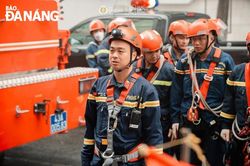 Hết mình vì cộng đồng