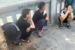 Bắt 4 kẻ đánh trọng thương người đi đường vì 'ngứa mắt'