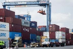 Thúc đẩy 'xanh hóa' ngành logistics để phát triển bền vững