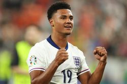 'Gà son' Watkins đưa tuyển Anh vào chung kết EURO 2024