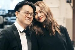 Siêu mẫu Vbiz lộ bụng lùm lùm, săn 'rồng con' thành công sau 1 năm kết hôn?