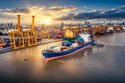 Gam màu sáng cho 'bức tranh' về môi trường kinh doanh trong nửa đầu năm 2024