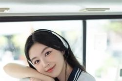 Lọ Lem đăng ảnh, MC Quyền Linh phản ứng thế nào mà được khen?