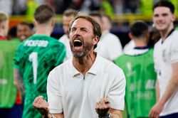 Tin nóng thể thao tối 14/7: ĐT Anh có thể lột xác ở chung kết, Ronaldo xuất hiện trong đội hình tệ nhất EURO
