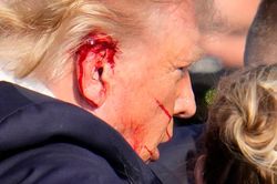 Những tình tiết mới về vụ ám sát qua chính lời kể của ông Donald Trump