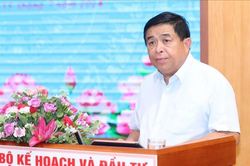 Phấn đấu đạt mức tăng trưởng cao hơn nhiều so với dự báo của các tổ chức quốc tế