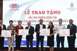 Người nghèo, trẻ em dưới 6 tuổi ở vùng sâu được tiêm vaccine phòng dại miễn phí
