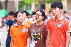 Các trường THPT công lập ở thành phố Vinh công bố điểm chuẩn vào lớp 10