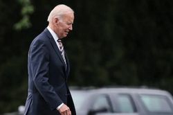 Lãnh đạo đảng Dân chủ tại Thượng viện Mỹ muốn ông Biden dừng tranh cử