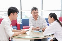Điểm sàn xét tuyển Trường ĐH Kinh tế Tài chính TP.HCM tăng nhẹ so với năm ngoái