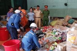 Bắc Giang: Tiêu hủy hàng hóa vi phạm bị tịch thu có trị giá trên 850 triệu đồng