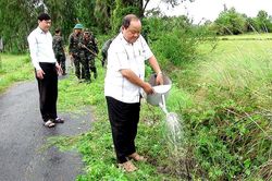 Trồng 1.700 cây xanh tại xã Vĩnh Trung