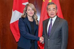 Ngoại trưởng Canada thăm Trung Quốc sau 7 năm: Bước đi phá băng