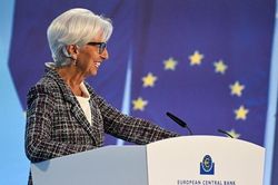 ECB sẽ không thảo luận về mục tiêu lạm phát sắp tới