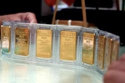 Vàng SJC lần đầu giảm giá sau khi đạt mốc 80 triệu đồng mỗi lượng