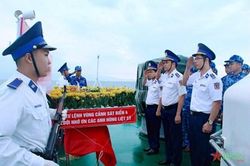 Bộ tư lệnh Vùng Cảnh sát biển 4: Phát huy đạo lý 'uống nước nhớ nguồn'
