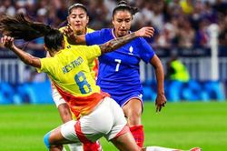 Bóng đá nữ Olympic 2024 lượt trận đầu tiên: Chủ nhà Pháp thắng hú vía, Tây Ban Nha ngược dòng ngoạn mục