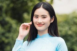Hoa hậu Ý Nhi làm gì để trả học phí 1,4 tỷ đồng tại Úc?