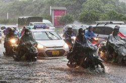 Bắc Bộ sắp đón mưa lớn, đề phòng ngập úng, lũ quét, sạt lở