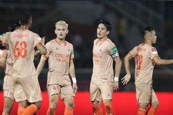Tin nóng bóng đá Việt 28/7: Trung vệ 1m85 rời V-League xuống hạng Nhất, hậu vệ Việt kiều sắp gia nhập CAHN