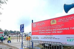 Dịch vụ thu phí đỗ xe không dùng tiền mặt: Hiệu quả từ '3 tăng, 3 giảm'