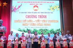 Phát huy truyền thống 'Quê hương Đồng khởi' anh hùng