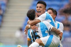 Bóng đá nam Olympic: Argentina đi tiếp, nhưng đụng đối thủ cực rắn ở tứ kết