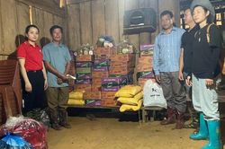 Nhiều phần quà ý nghĩa kịp thời đến với người dân vùng lũ Sơn La