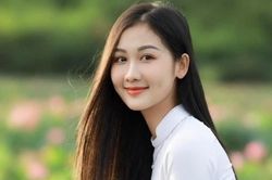 Á hậu Du lịch Đà Nẵng xinh đẹp, giỏi tiếng Hàn nổi bật tại Miss Grand Vietnam