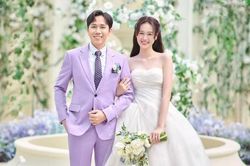 Hé lộ số tiền vợ chồng Phương Lan mừng cưới Anh Đức