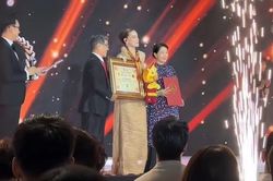 Hồ Ngọc Hà vỡ òa đón tin vui