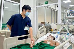 Chủ quan vết thương nhỏ, nhiều người co cứng toàn thân, phải thở máy