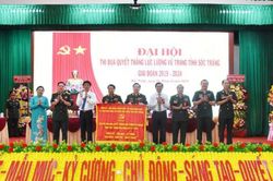 'Lực lượng vũ trang Sóc Trăng phải xây dựng bản lĩnh chính trị vững vàng, sẵn sàng chiến đấu cao'
