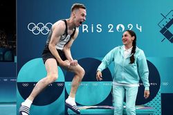 VĐV trung lập đầu tiên giành HCV ở Olympic 2024