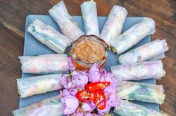 Về U Minh Hạ ăn gỏi cuốn hoa mua
